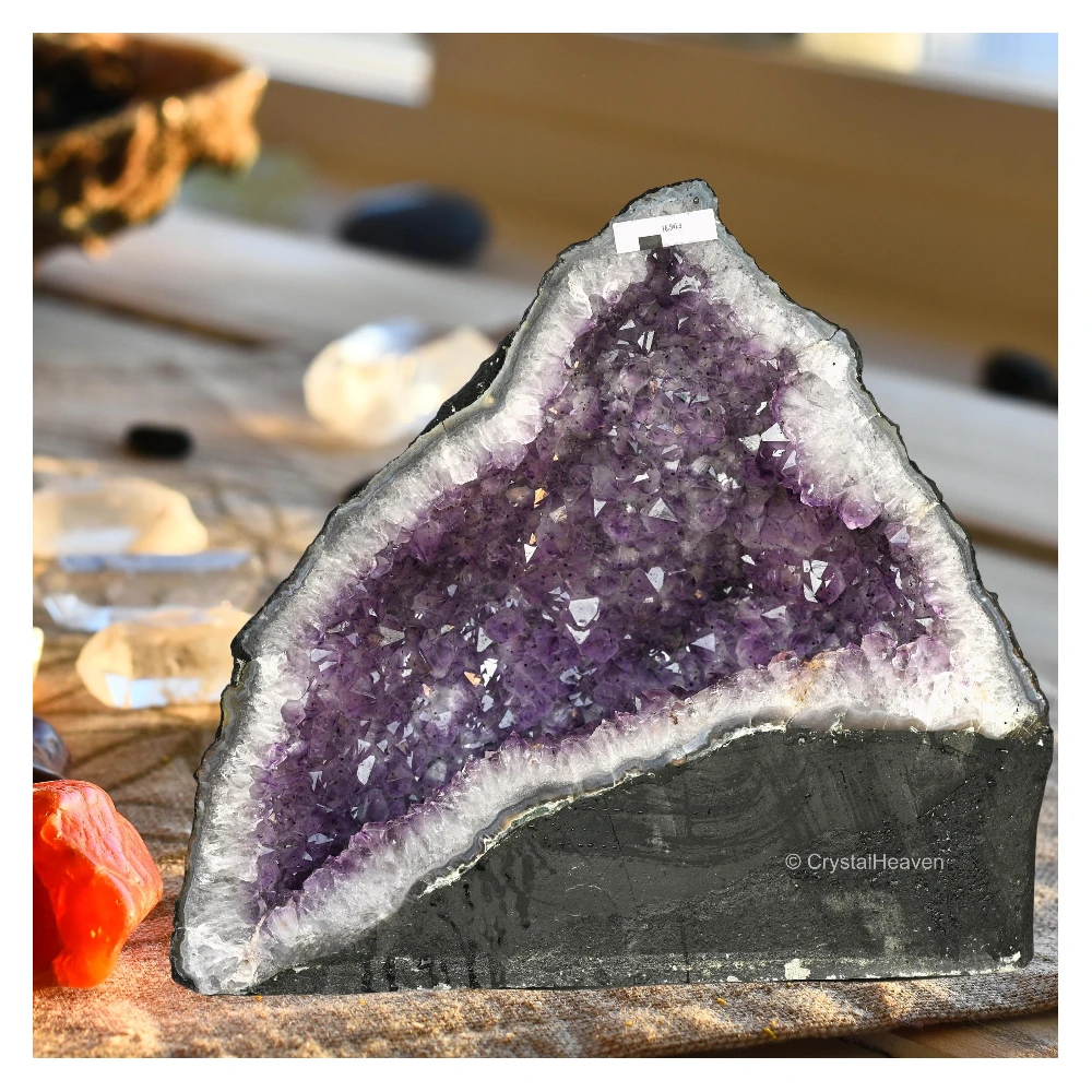 Amethyst Geode (16.94 KG) - Image 3